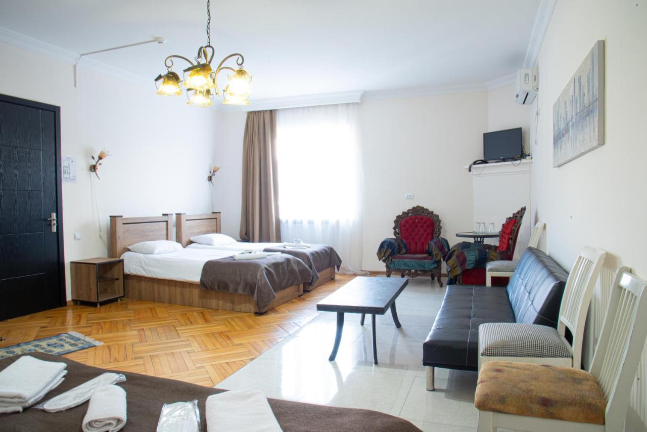 Stay Boutique Tbilissi Extérieur photo